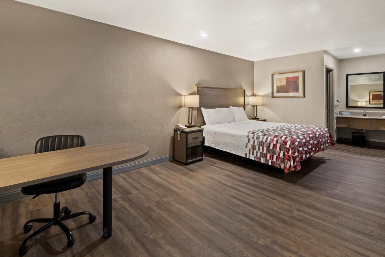 Irving Inn & Suites At Dfw Airport Kültér fotó