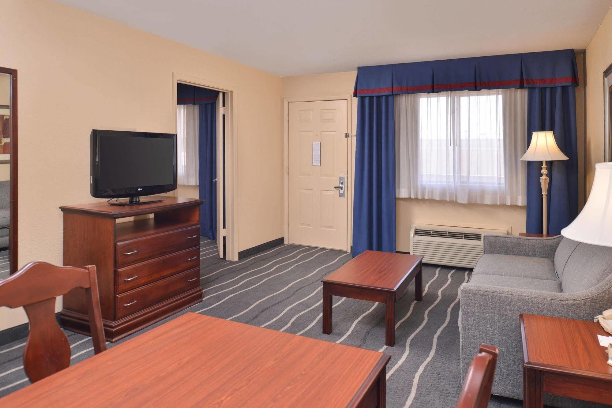 Irving Inn & Suites At Dfw Airport Kültér fotó